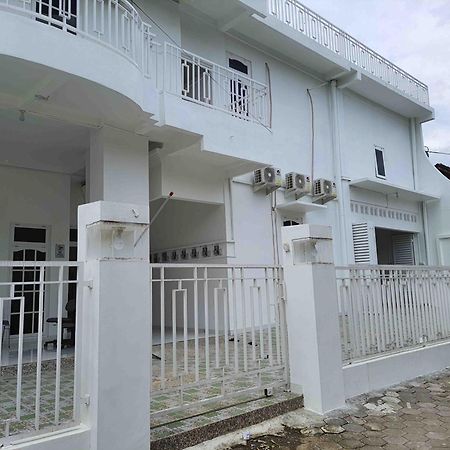 Reddoorz Syariah At Jalan Godean Hotel Ngabean Exterior foto
