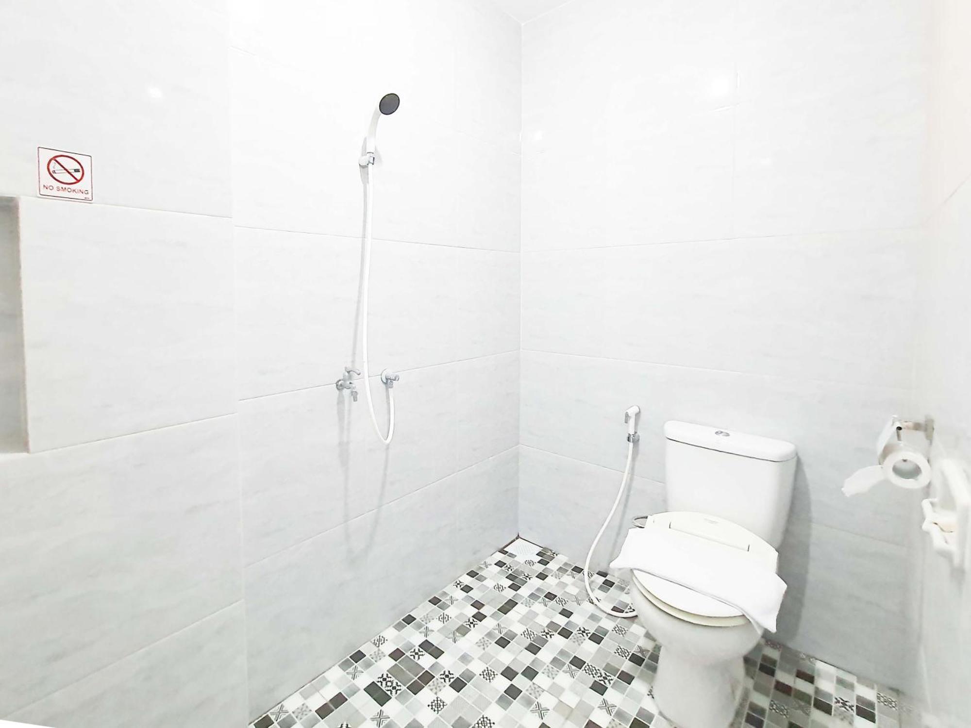 Reddoorz Syariah At Jalan Godean Hotel Ngabean Exterior foto