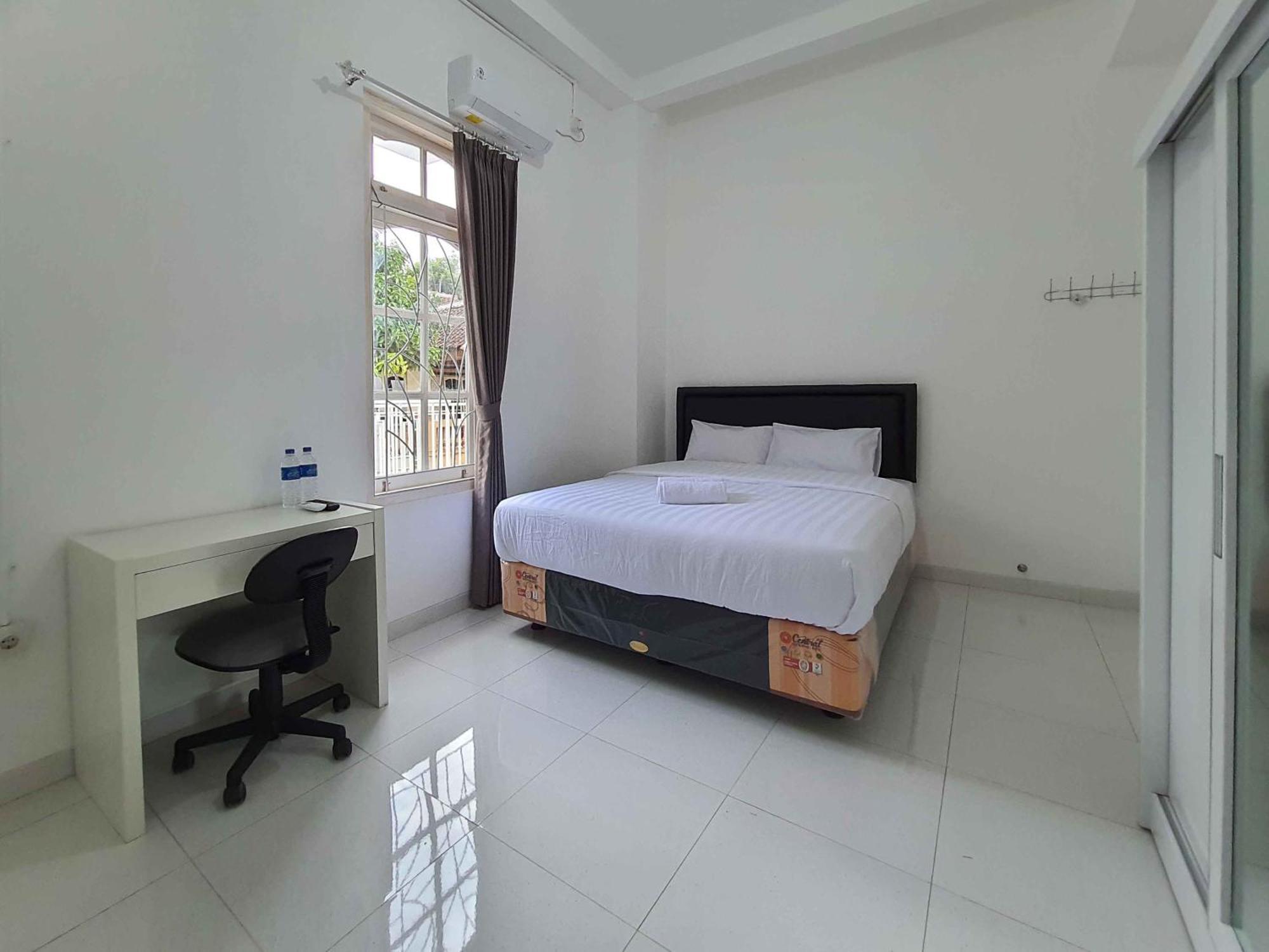 Reddoorz Syariah At Jalan Godean Hotel Ngabean Exterior foto